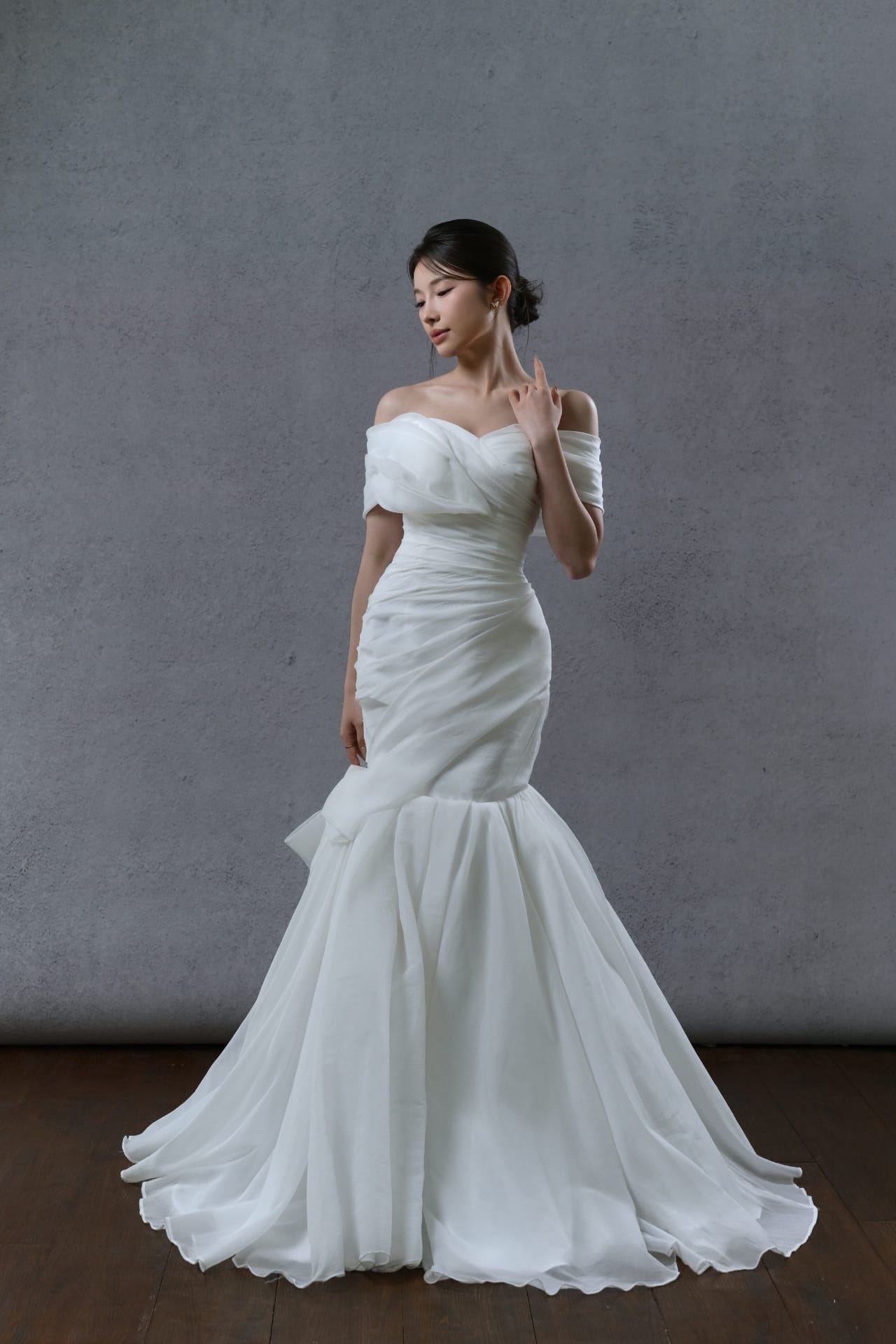 vay-chup-anh-cuoi-noah-wedding-NW22-1